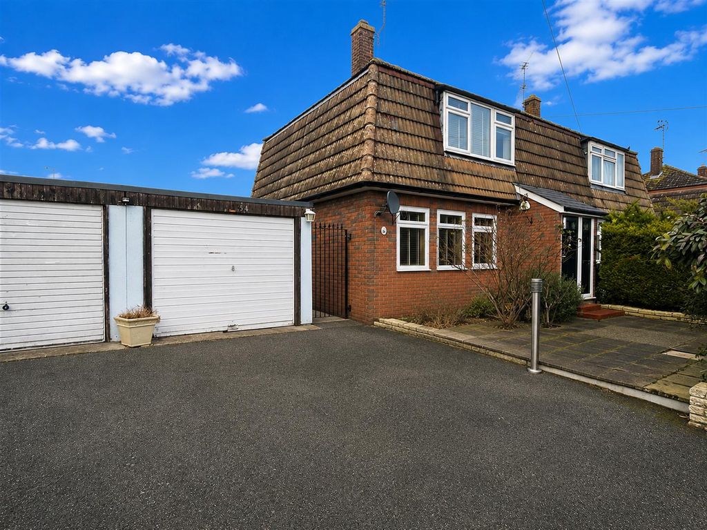 Property photo 1 of 16 Ac0E03Fe-Cbb9-48Ac-9Bdb-d088Ad64dc8A.Png