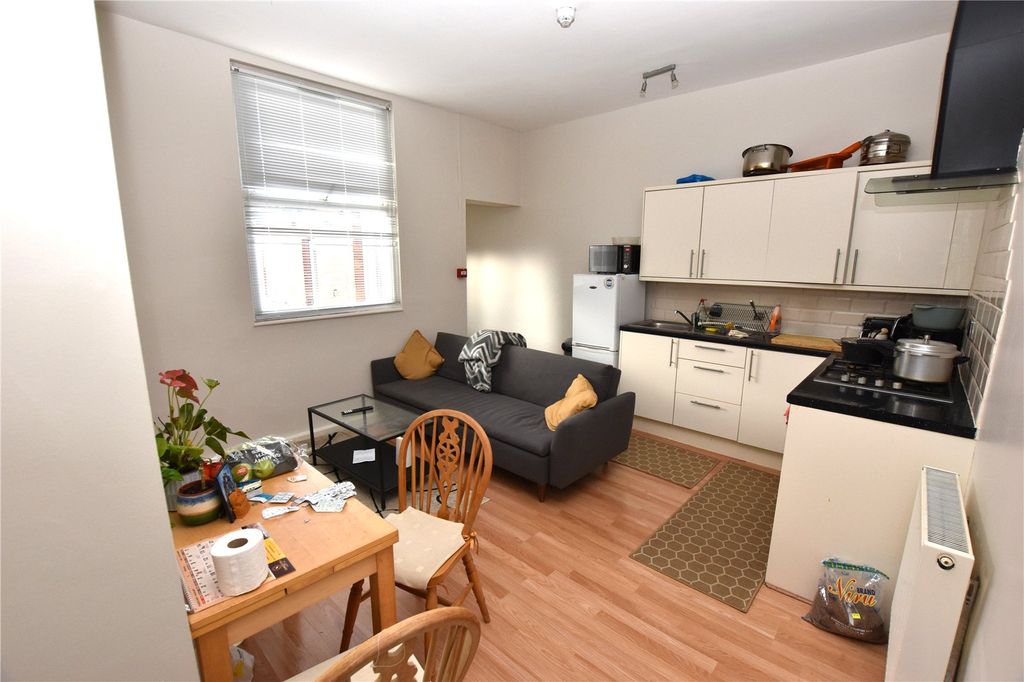 Property photo 3 of 13 Picture No. 31