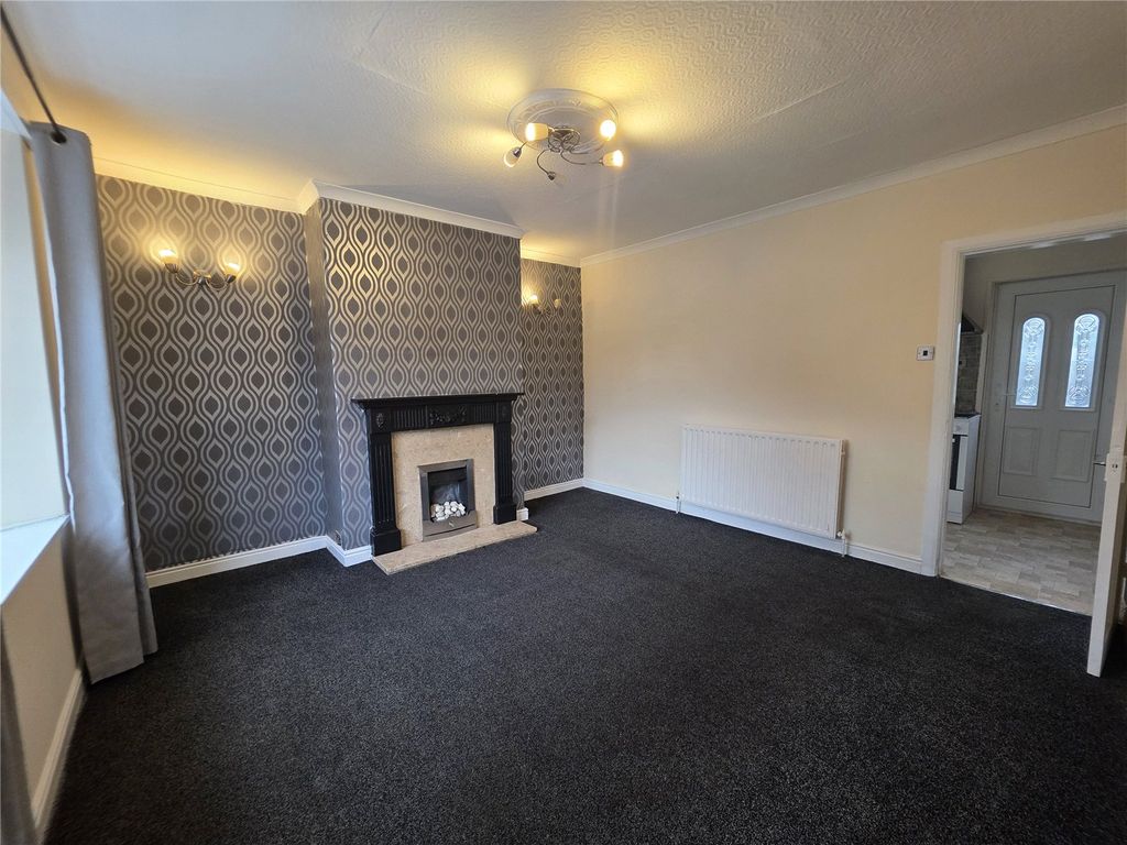 Property photo 2 of 12 Picture No. 02