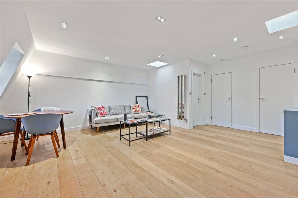 Property photo 2 of 8 Picture No. 04