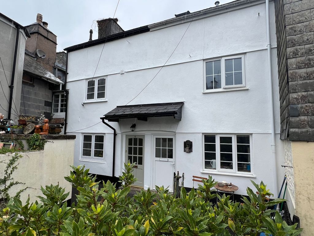 Property photo 1 of 6