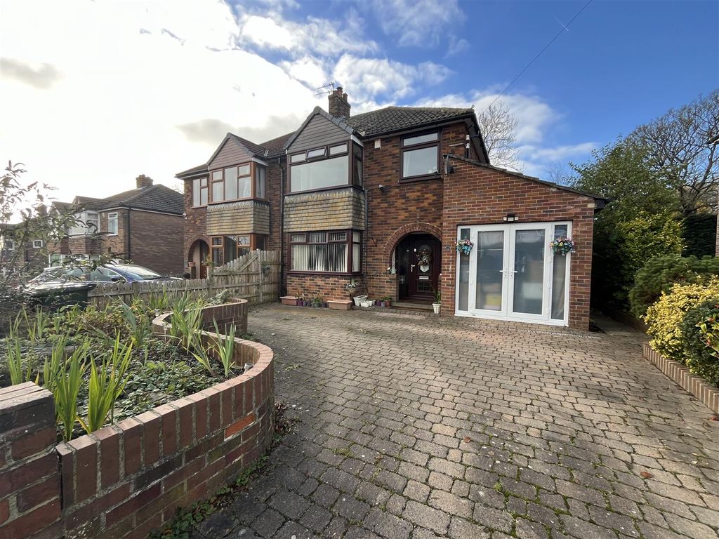 Property photo 1 of 25 External