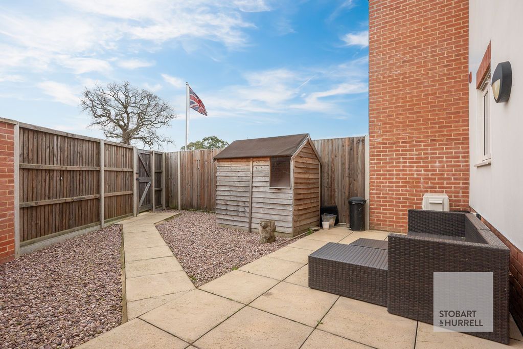 Property photo 3 of 15 Outlook