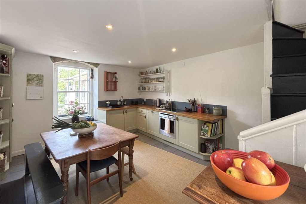 Property photo 2 of 13 Kitchen