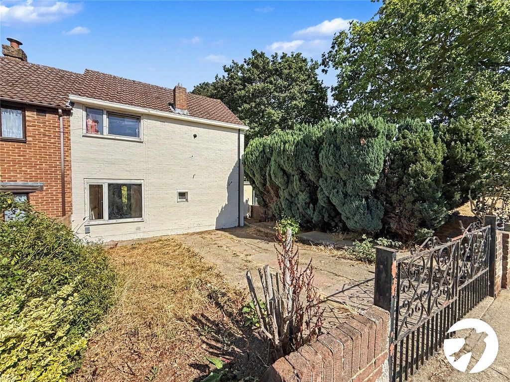 Property photo 1 of 11 Picture No. 24