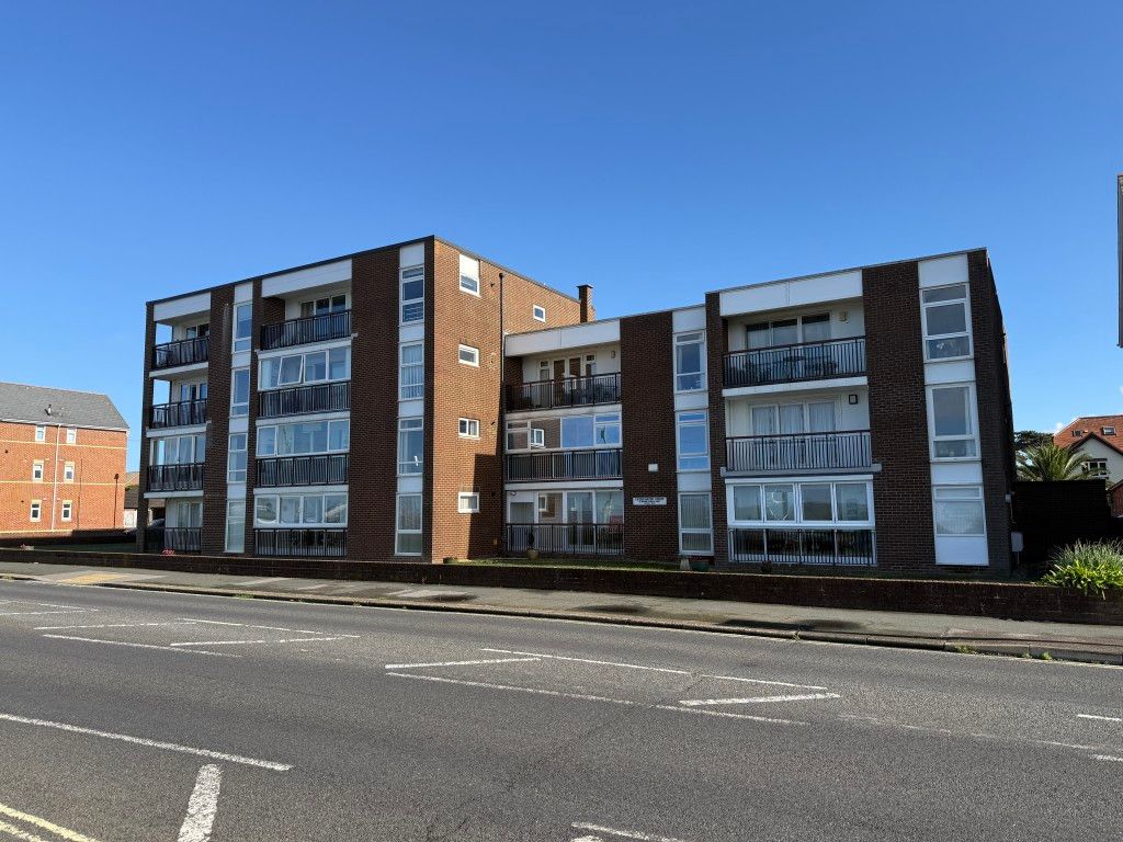 Property photo 1 of 8 View Of Freshwater Court