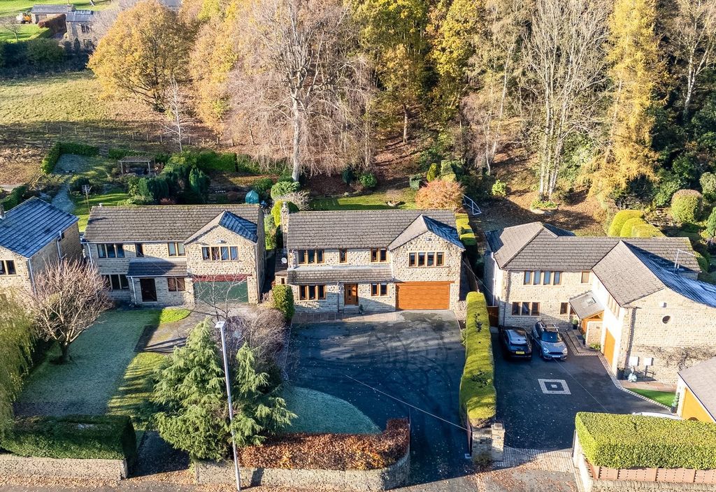 Property photo 1 of 33