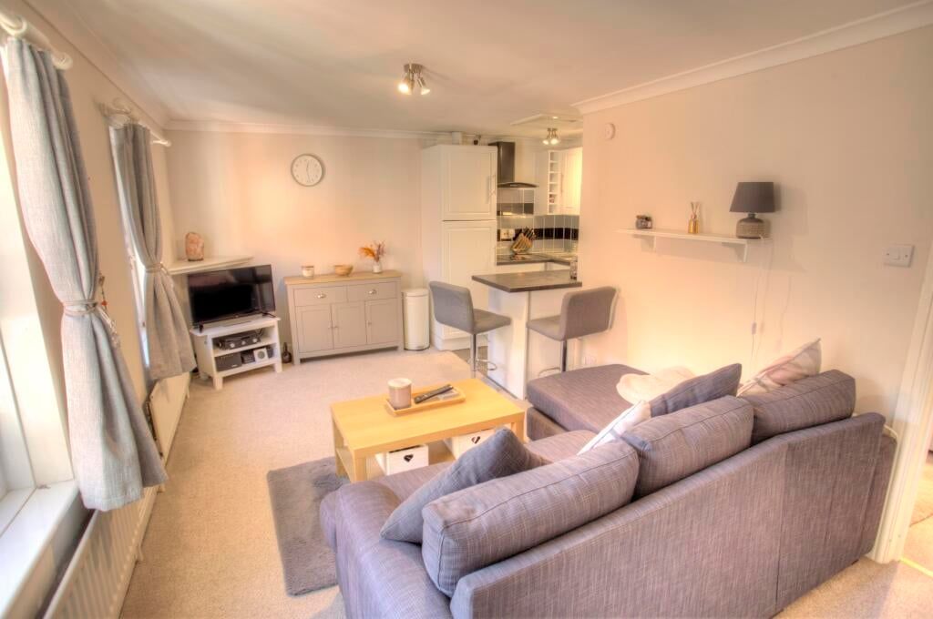 Property photo 3 of 15