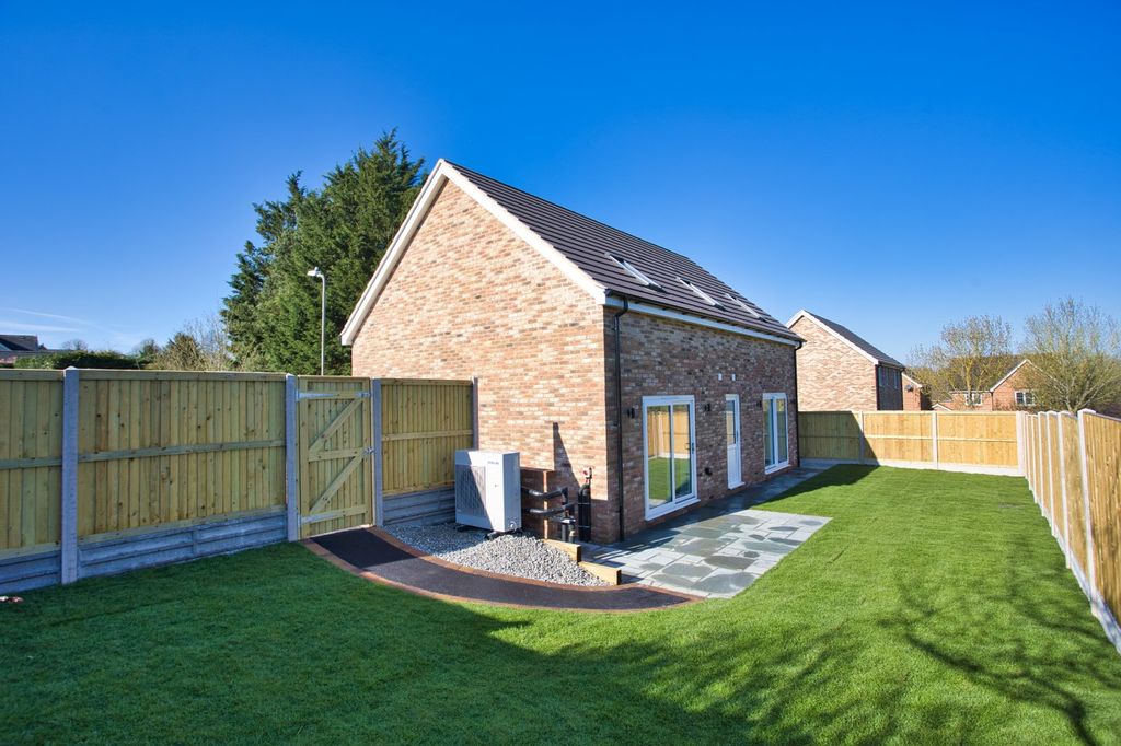 Property photo 2 of 14 Picture 2