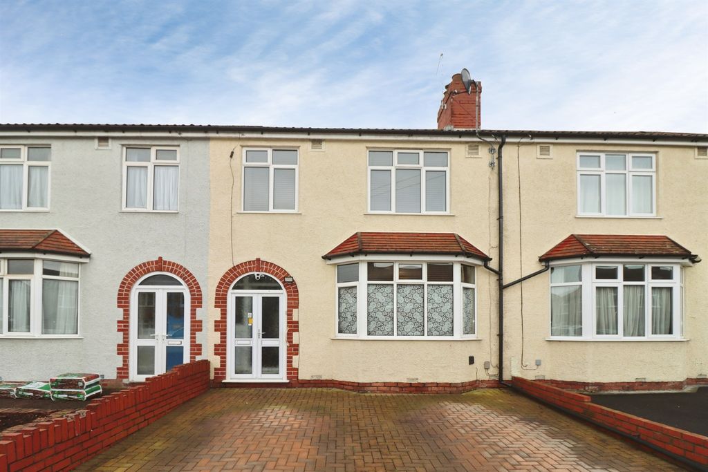 Property photo 1 of 15