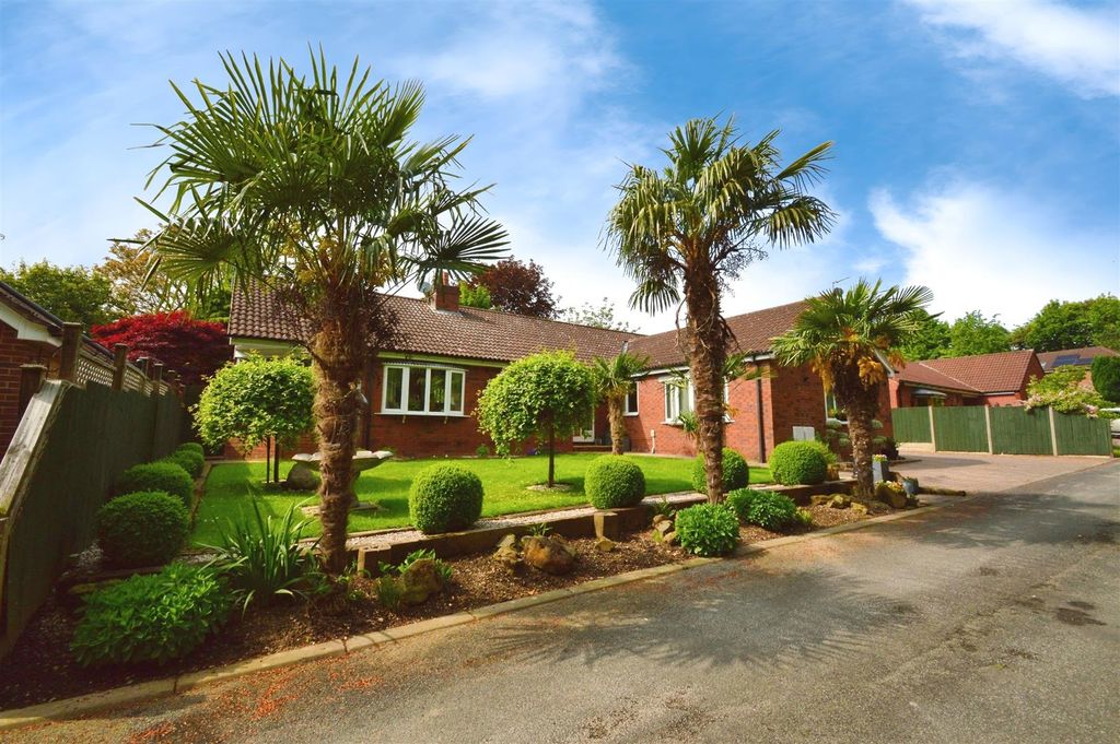 Property photo 1 of 29 Front External