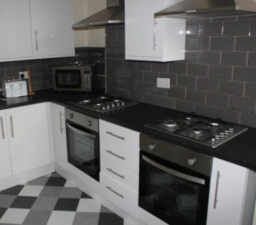 Property photo 3 of 16