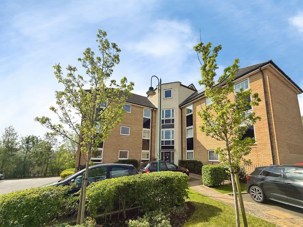 Property photo 1 of 8