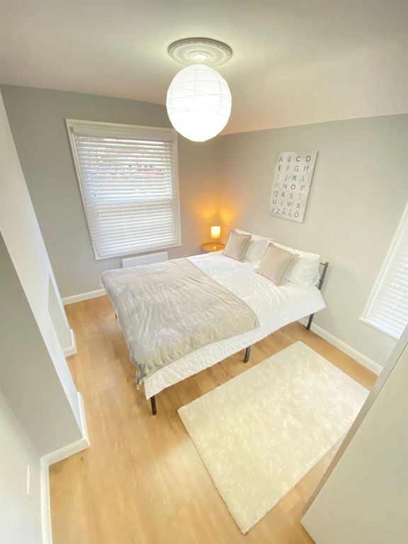 Property photo 1 of 2 Room