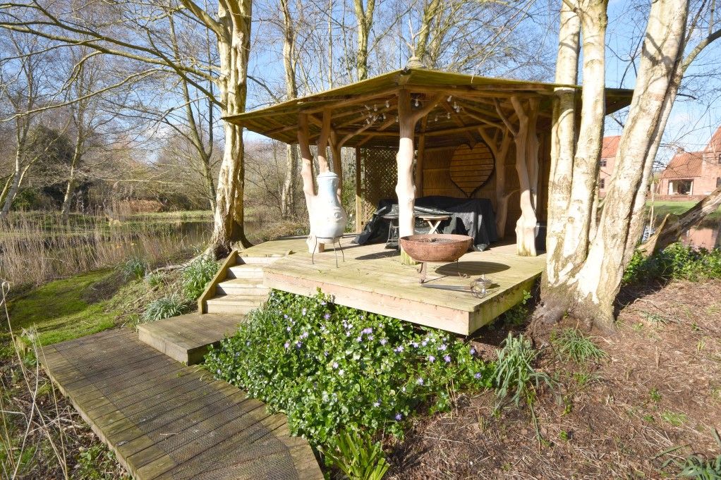 Property photo 3 of 10