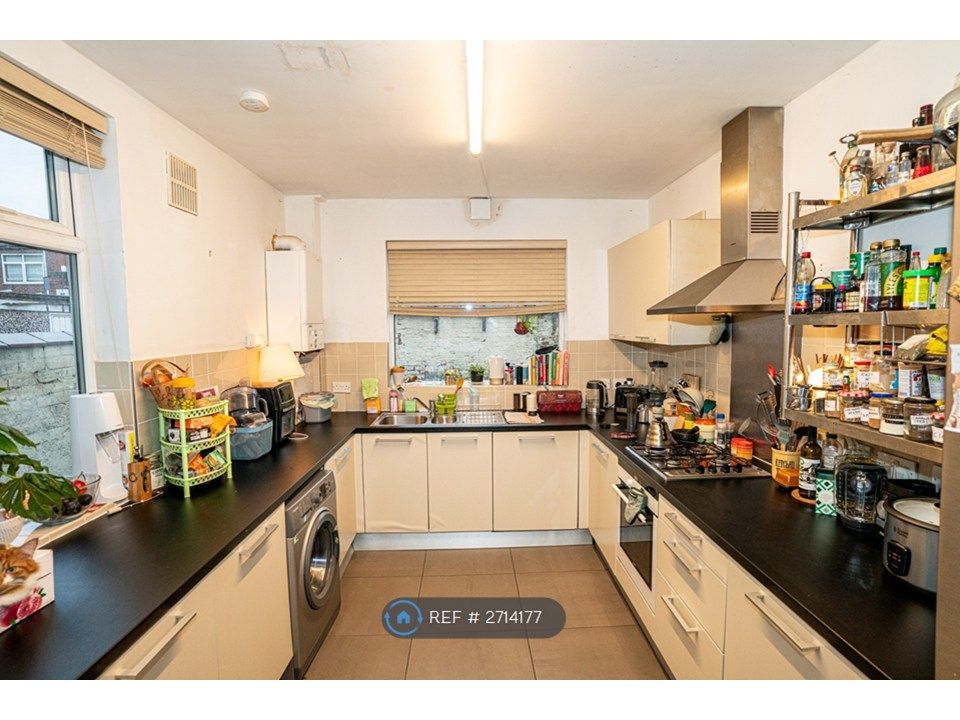 Property photo 2 of 24 Italian Designer Kitchen