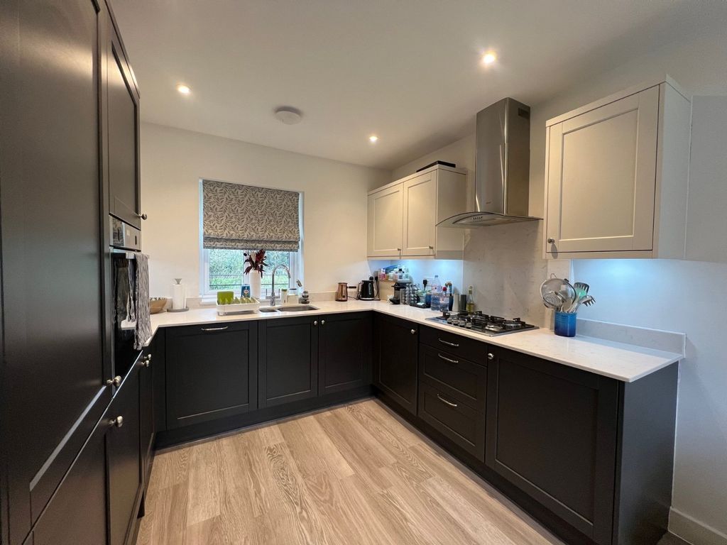 Property photo 2 of 11 Picture No. 22