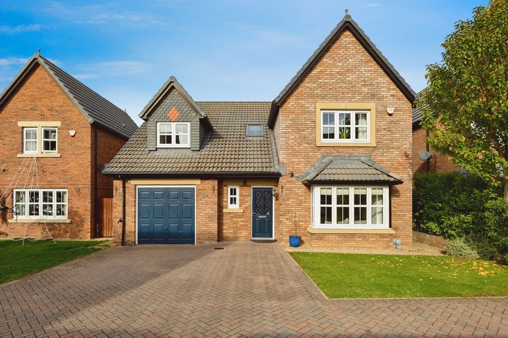 Property photo 1 of 22