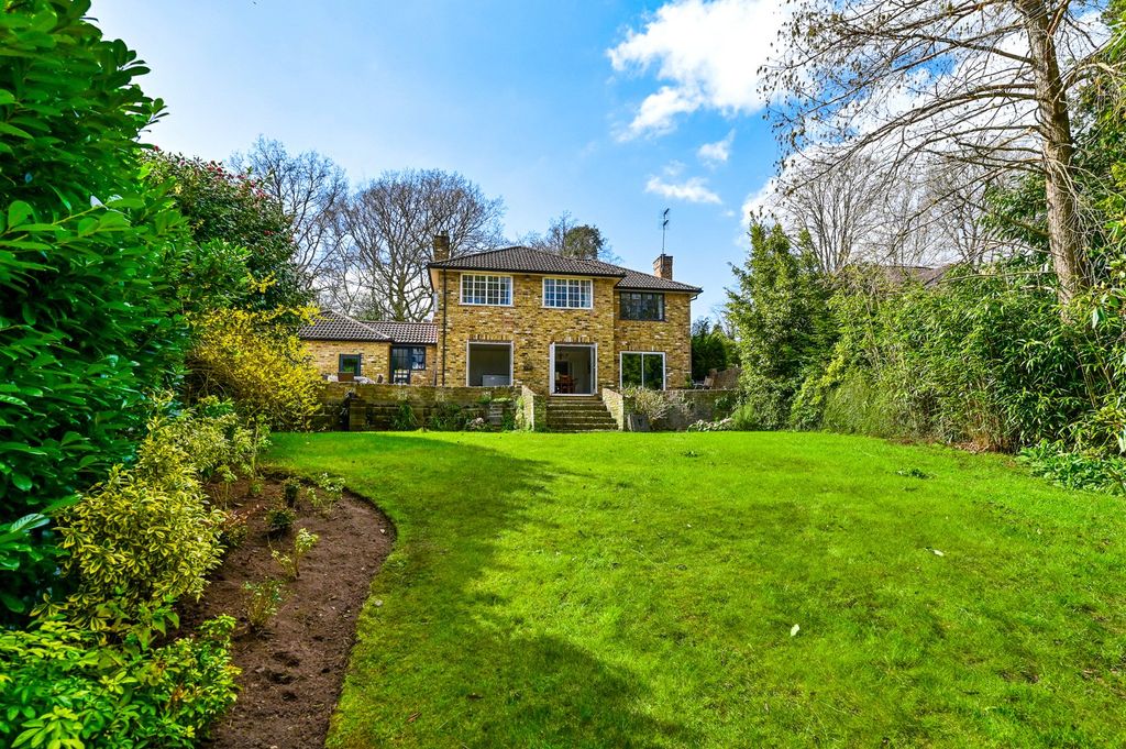 Property photo 2 of 16 Picture No. 08