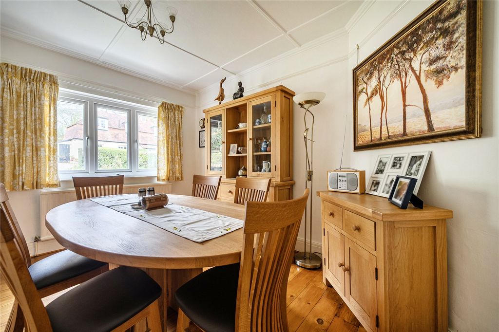 Property photo 3 of 18 Picture 3