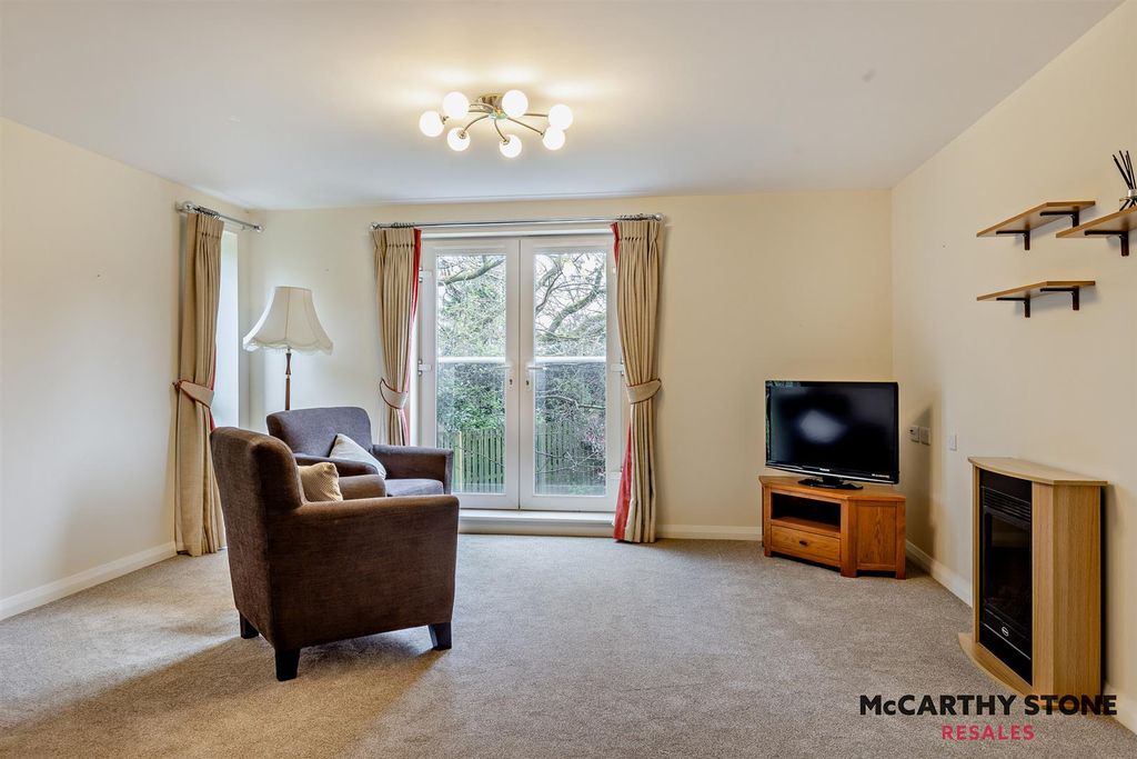 Property photo 1 of 25 8590760-Interior10-800.Jpg