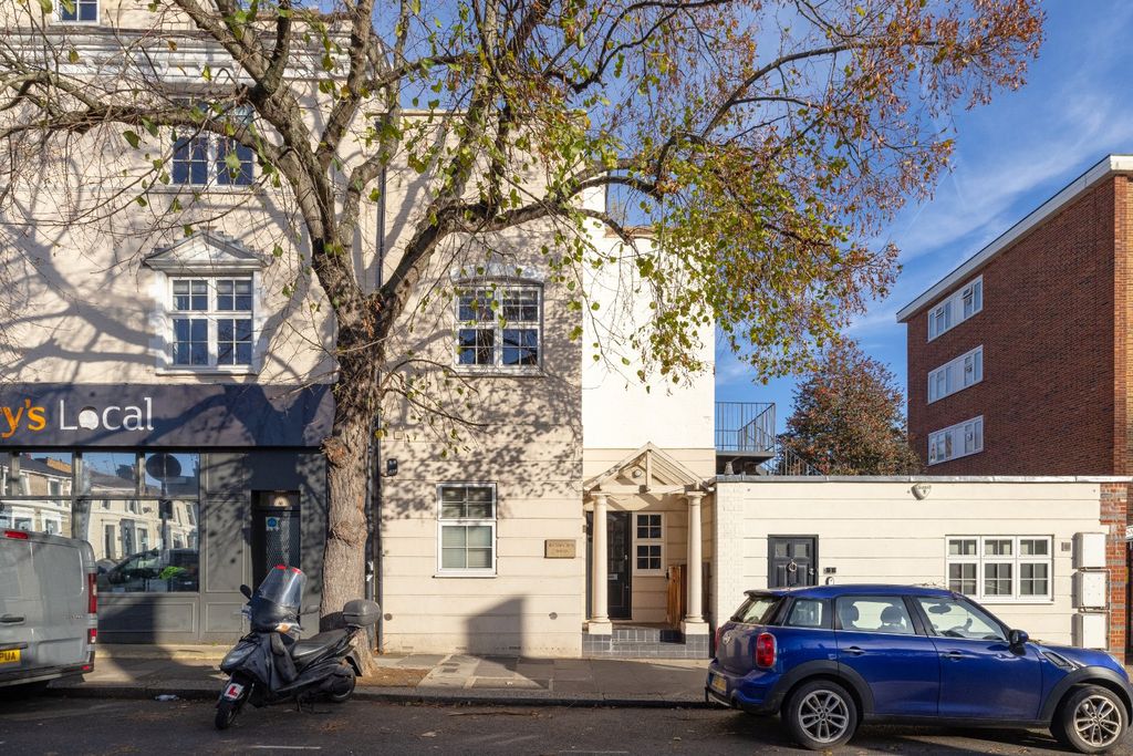 Property photo 1 of 7