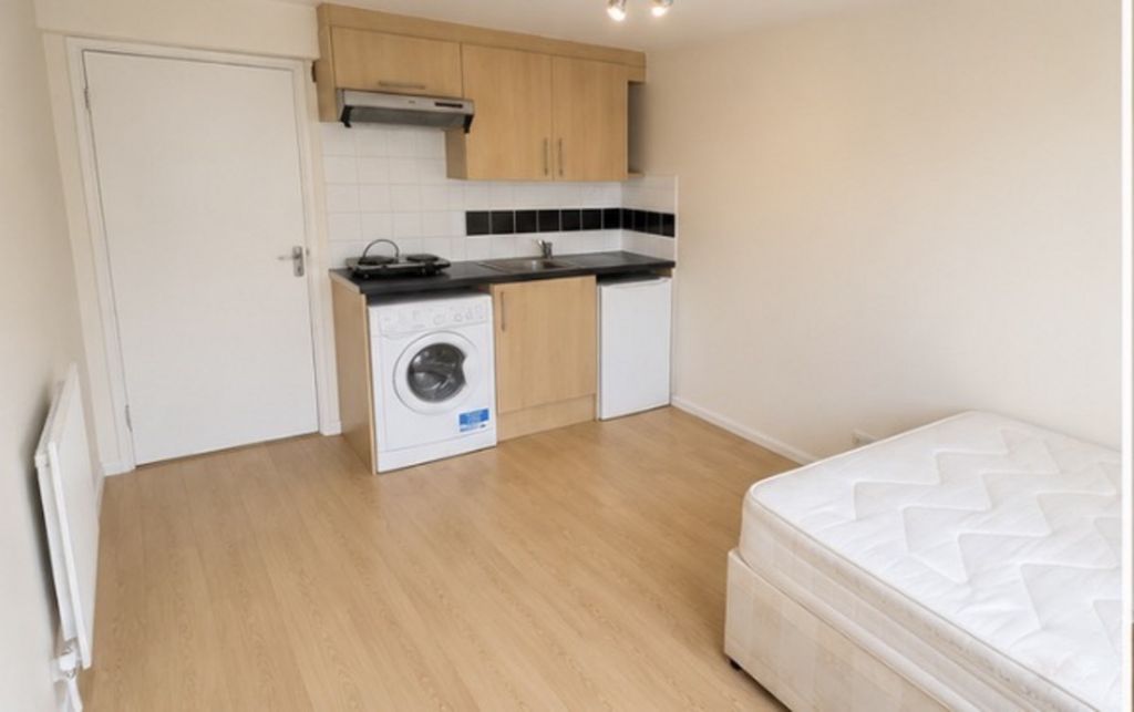 Property photo 3 of 4