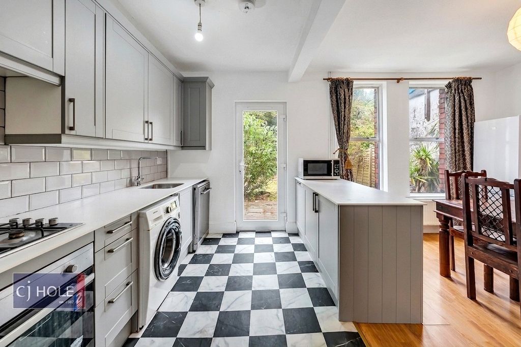 5 bed shared accommodation to rentUpper Belmont Road, Bishopston, Bristol BS7 photo 5