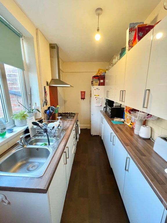 Property photo 3 of 8 Photo 1