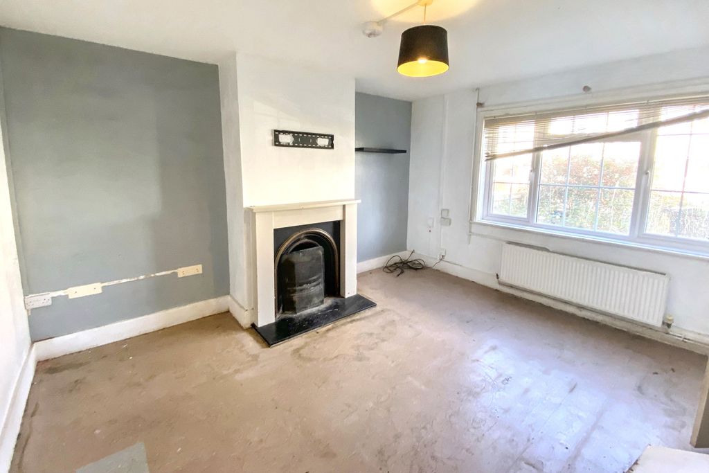 Property photo 3 of 15 159 Wood Lane, Chippenham, Wiltshire, Sn15 3Ea