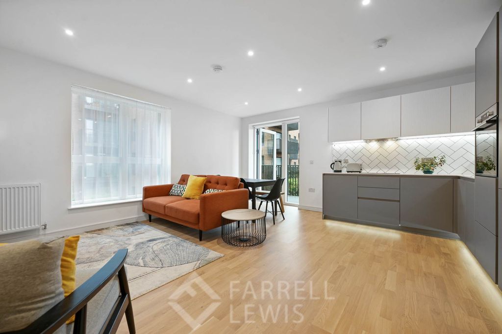 Property photo 3 of 10