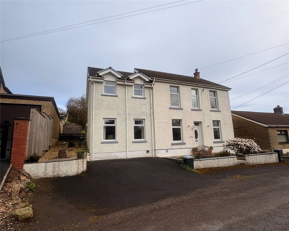 Property photo 2 of 26 Picture No. 09