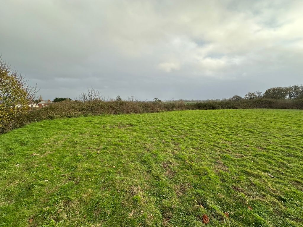 Property photo 3 of 10 Photo 4