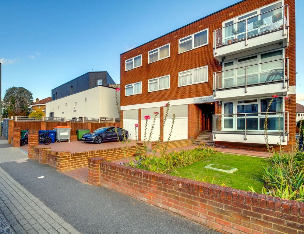 Property photo 1 of 16