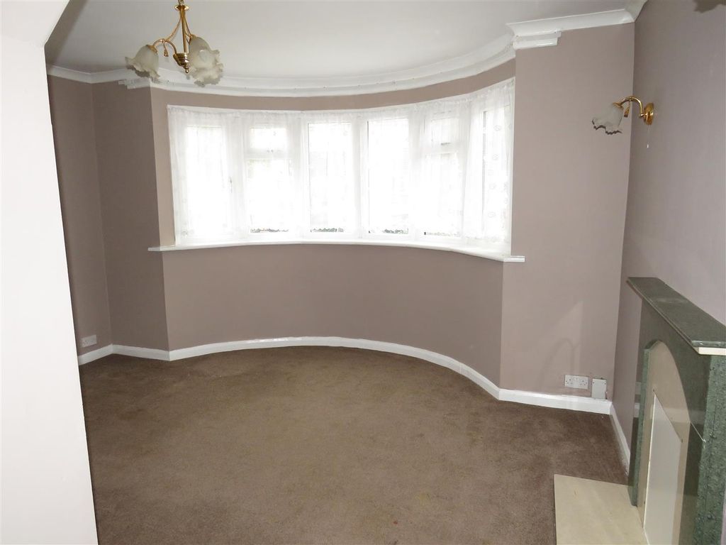 Property photo 3 of 10 Img_0936.Jpg