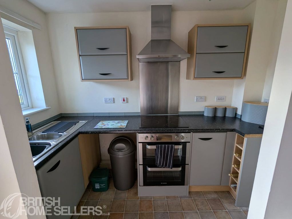 Property photo 2 of 28 Picture No. 54