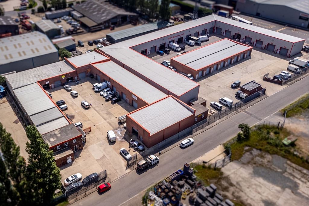 Property photo 1 of 3