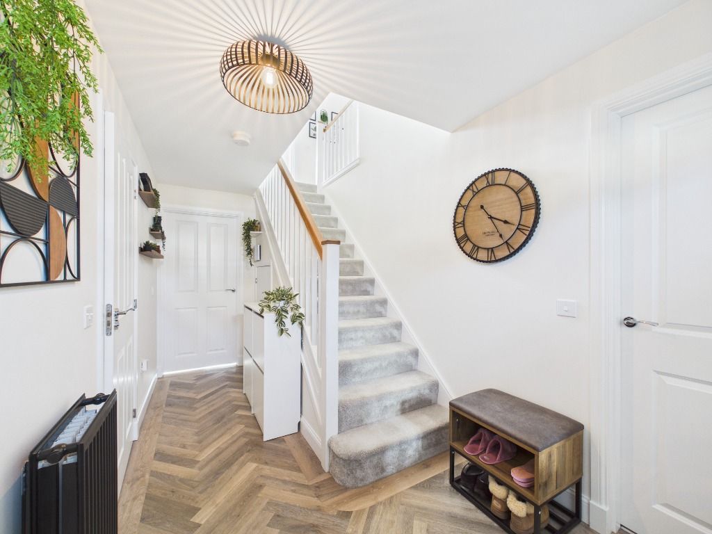 Property photo 2 of 42