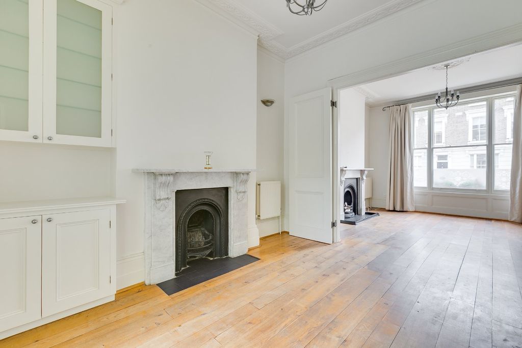 Property photo 2 of 14 Picture No. 05