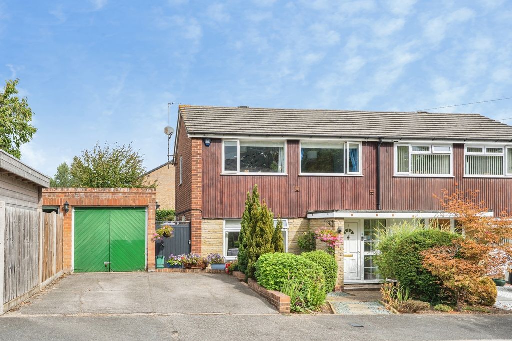 Property photo 1 of 16 Pbox-Img.Jpg