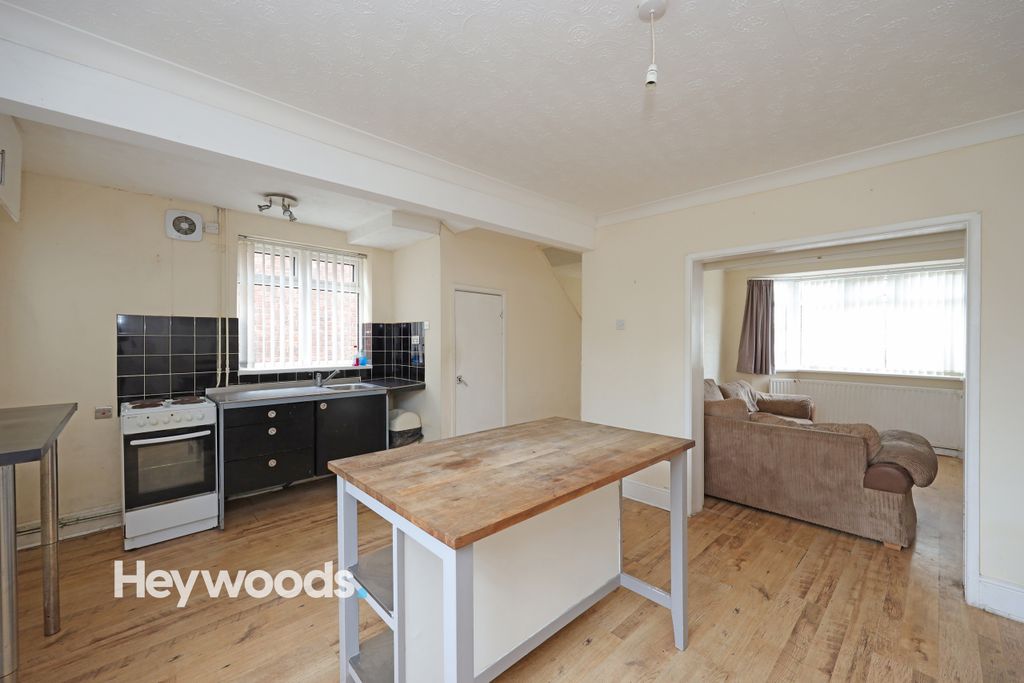 Property photo 2 of 18 0F1A5415