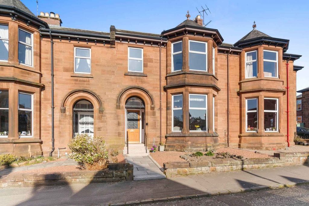 Property photo 1 of 27