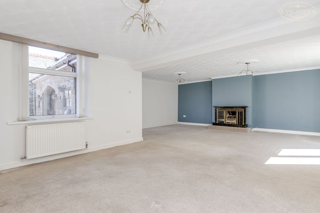 Property photo 3 of 42 Reception Room