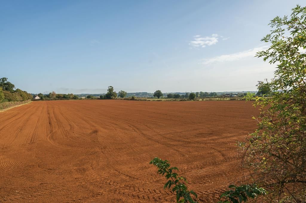 Property photo 3 of 11 External View