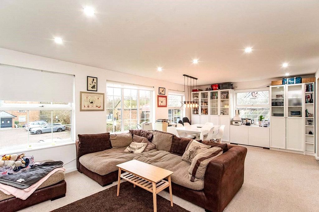 Property photo 3 of 9 Picture No. 09