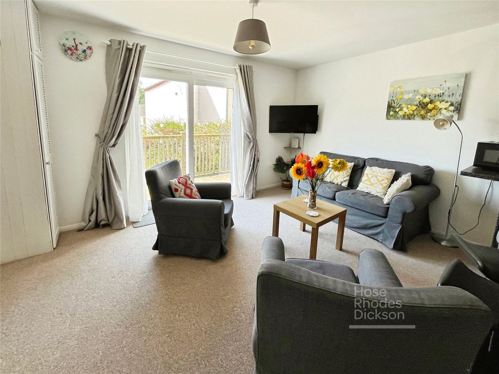 Property photo 3 of 9 Picture No. 05