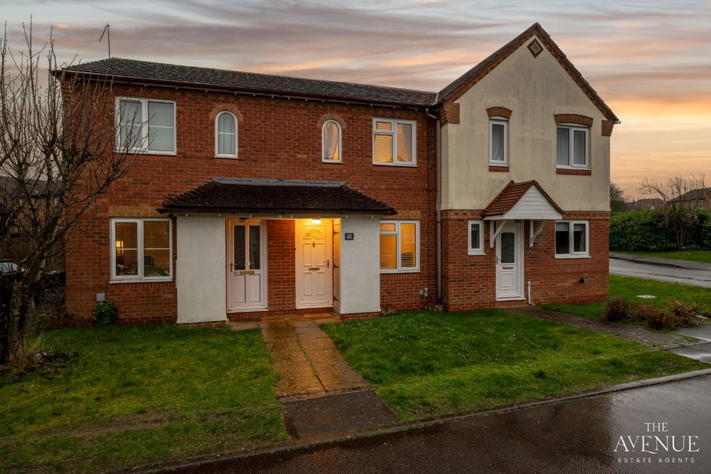 Property photo 1 of 35 4899902