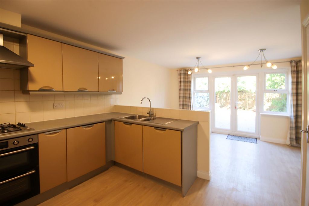 Property photo 2 of 18 Kitchen Diner.Jpg