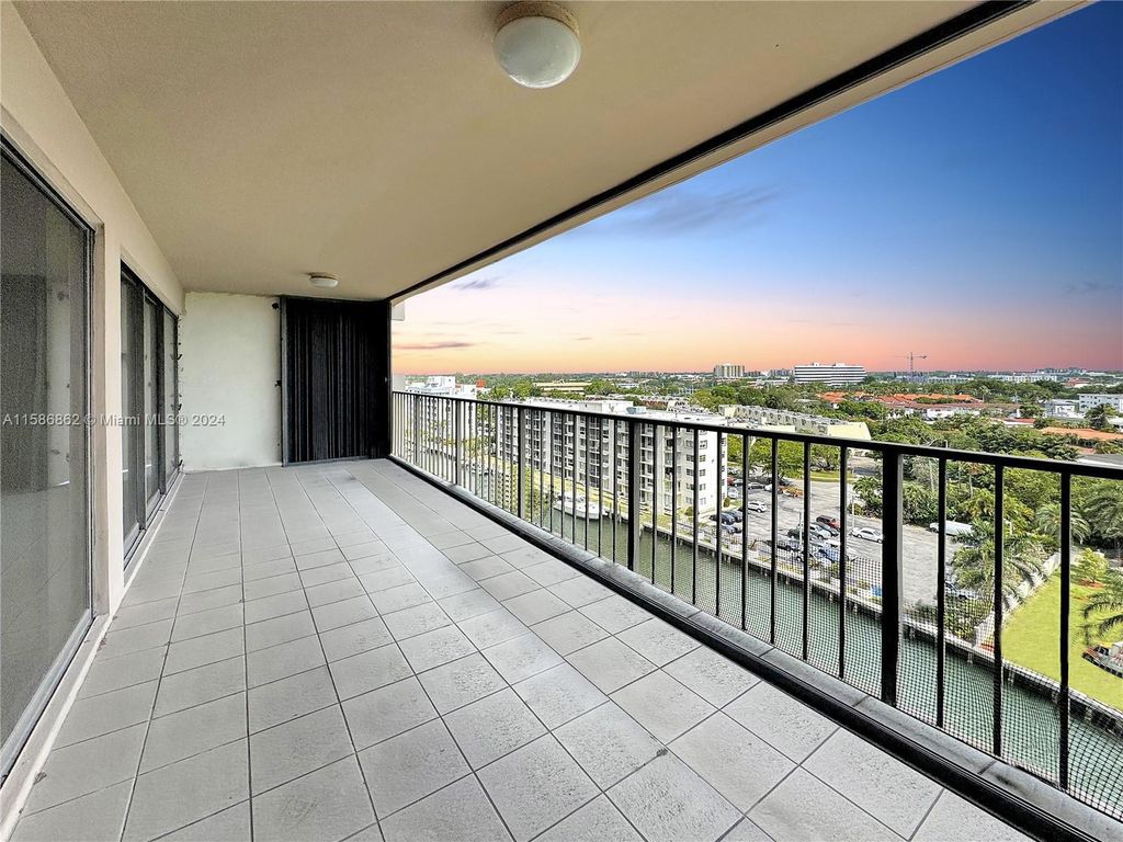 Property photo 2 of 25 <Alttext/>