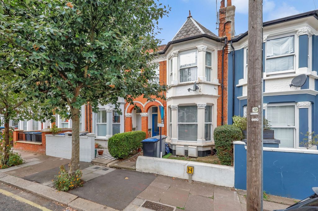 Property photo 1 of 10